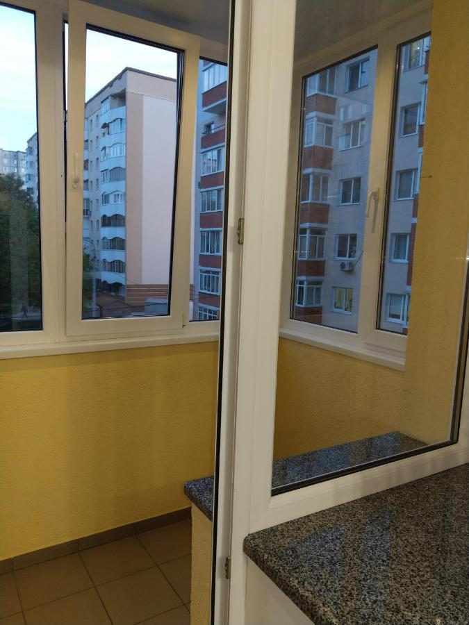 Однокімнатна Квартира В Новобудові По Мельника 리우네 외부 사진